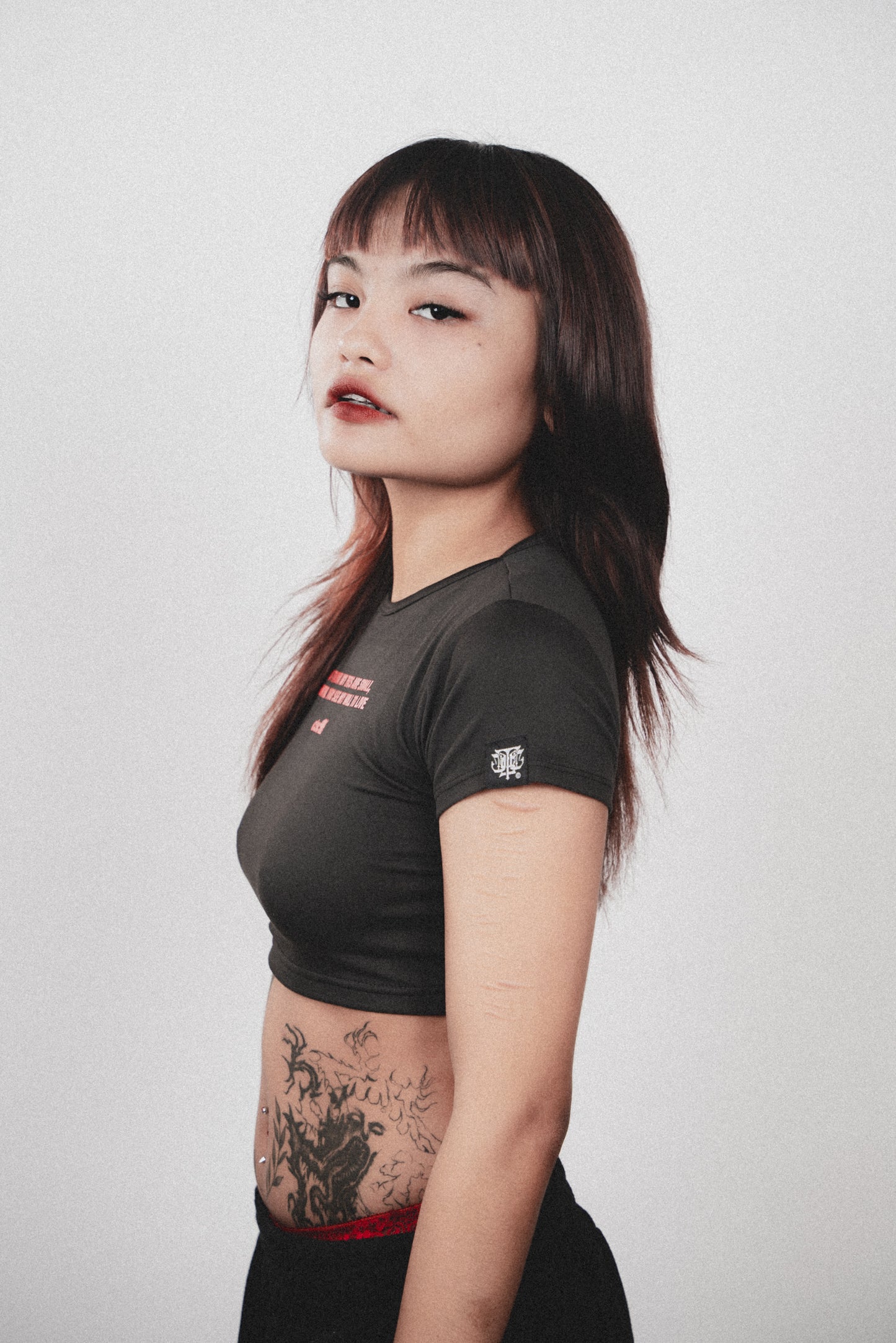 SMOL TITS ENERGY CROP TOP