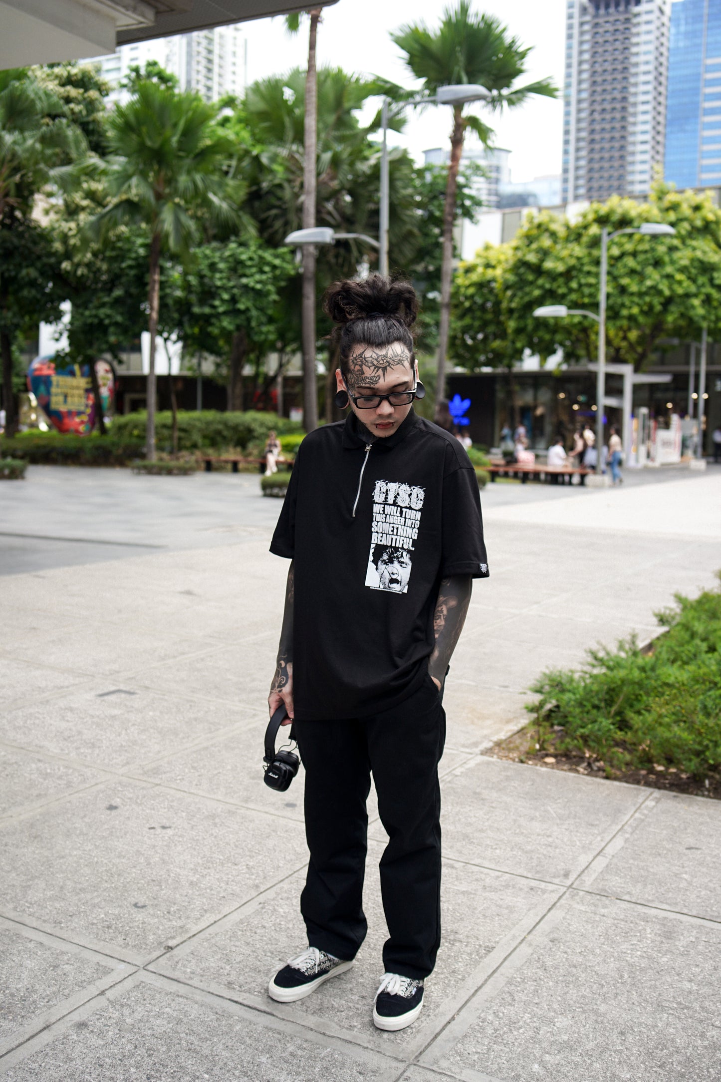INTROSPECTION HALF-ZIP POLO