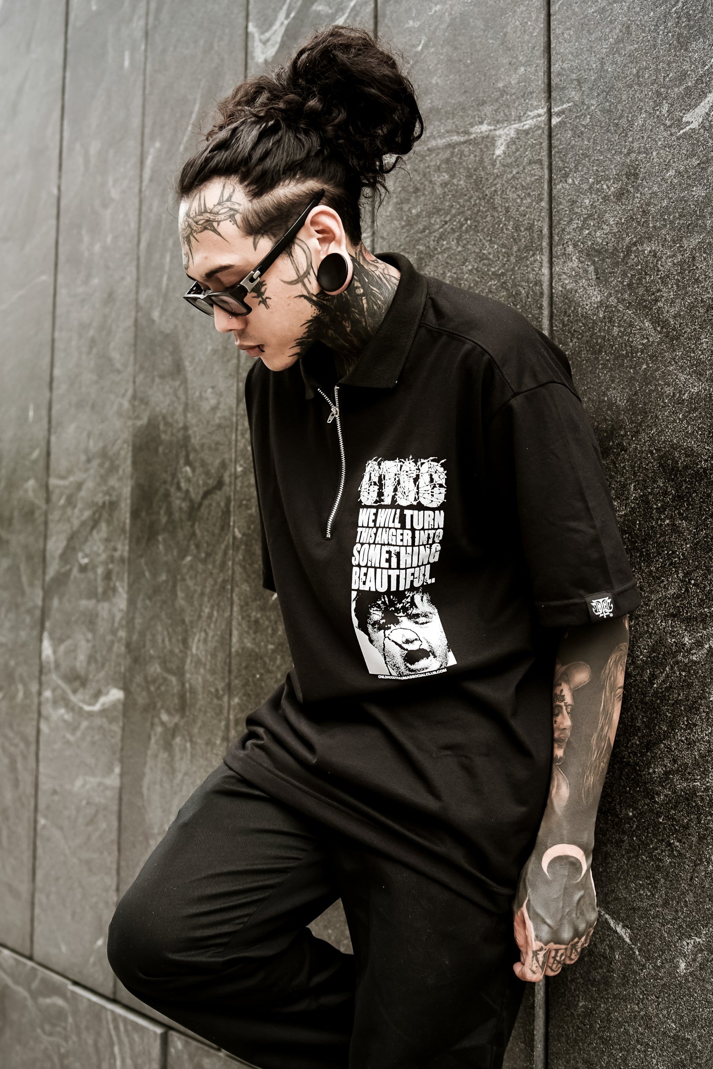 INTROSPECTION HALF-ZIP POLO